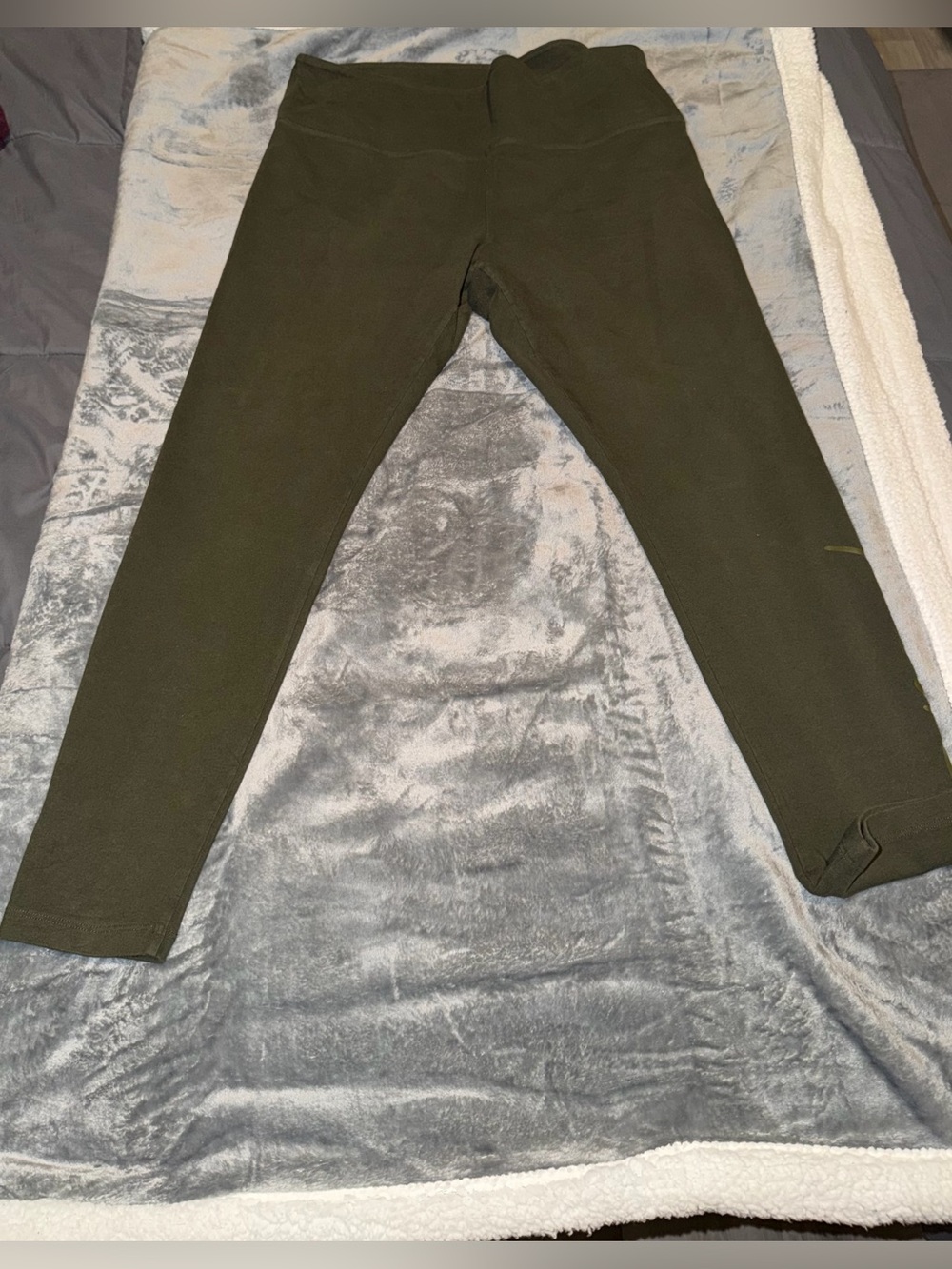 PINK Victoria's Secret Olive Green Leggings